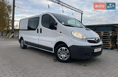 Минивэн Opel Vivaro 2012 в Дубно
