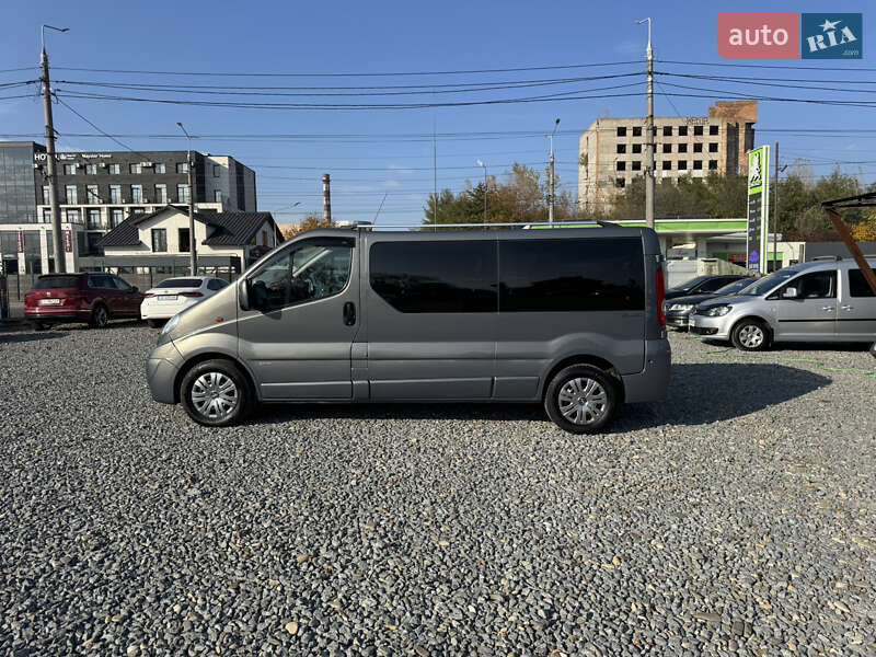 Минивэн Opel Vivaro 2013 в Черновцах фото 2 Минивэн Opel Vivaro 2013 в Черновцах