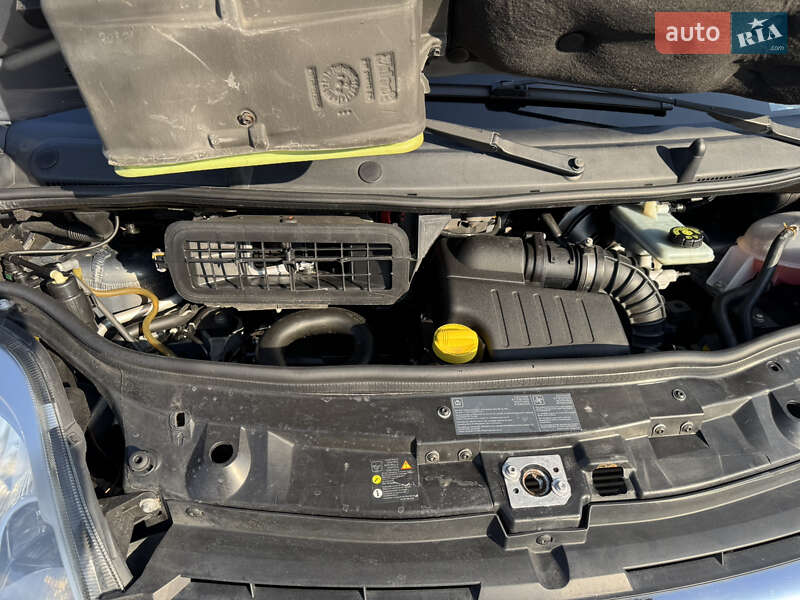 Минивэн Opel Vivaro 2013 в Черновцах фото 35 Минивэн Opel Vivaro 2013 в Черновцах