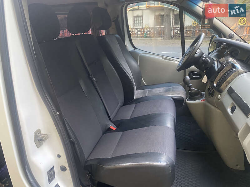 Минивэн Opel Vivaro 2006 в Трускавце фото 52 Минивэн Opel Vivaro 2006 в Трускавце