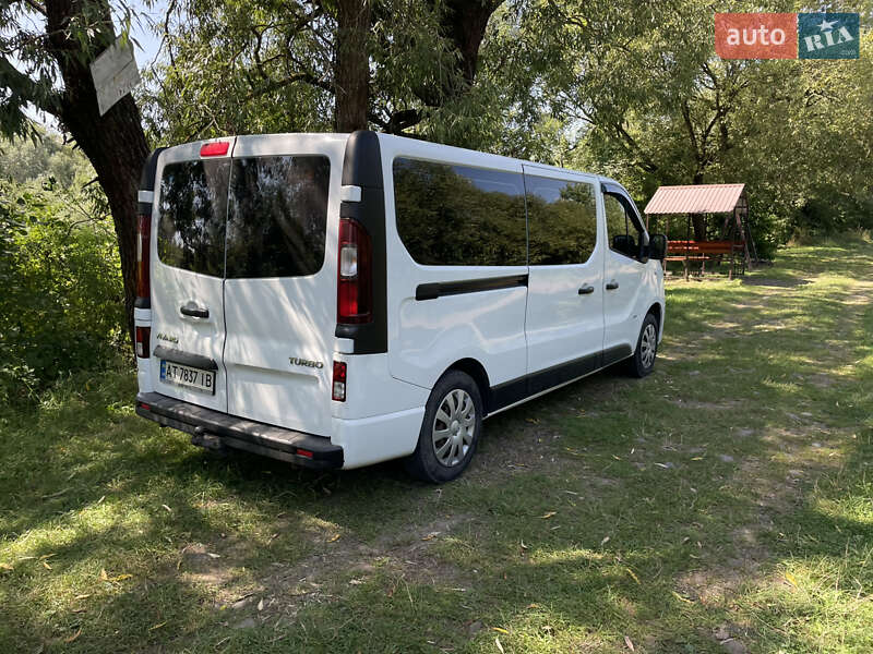 Мінівен Opel Vivaro 2016 в Калуші фото 5 Мінівен Opel Vivaro 2016 в Калуші