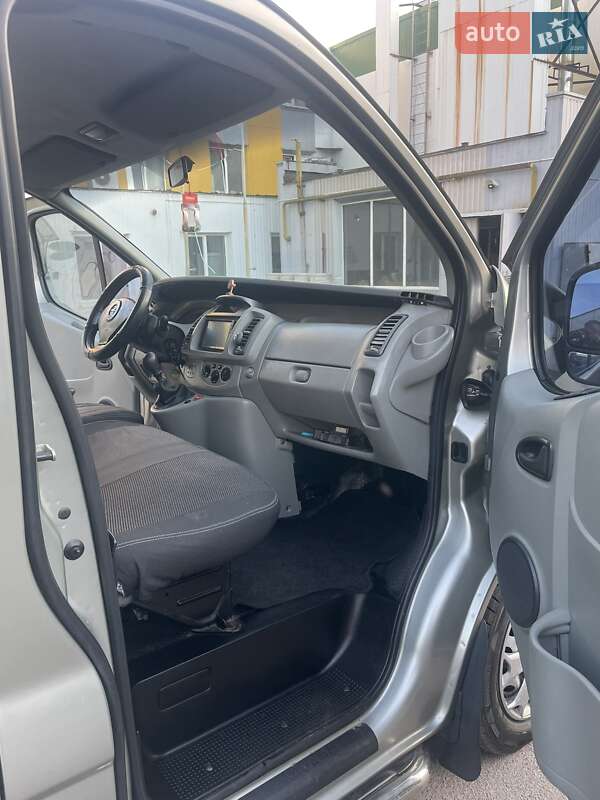 Минивэн Opel Vivaro 2007 в Збараже