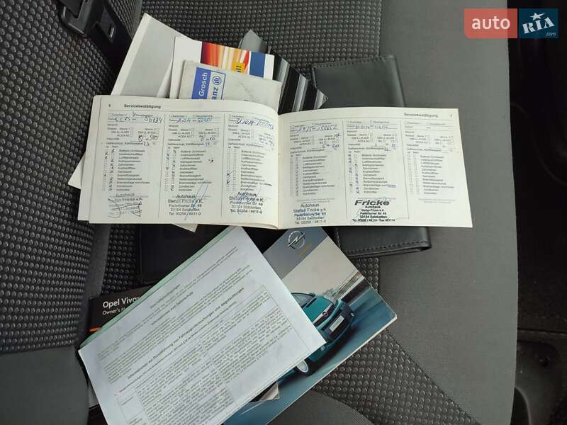 Минивэн Opel Vivaro 2011 в Дубно