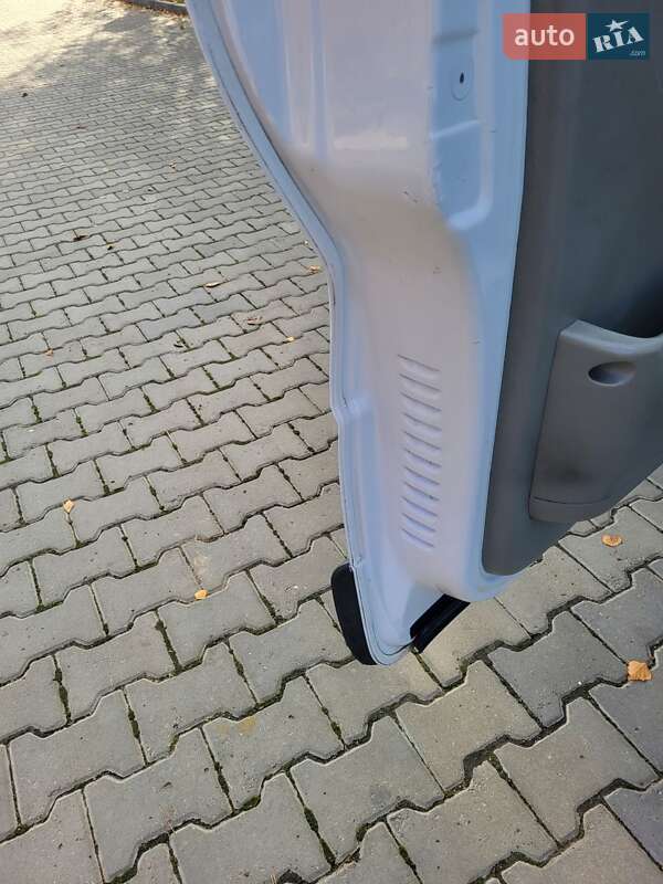 Мінівен Opel Vivaro 2006 в Хмельницькому фото 54 Мінівен Opel Vivaro 2006 в Хмельницькому