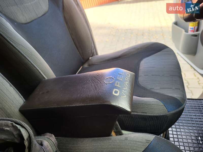 Мінівен Opel Vivaro 2006 в Хмельницькому фото 79 Мінівен Opel Vivaro 2006 в Хмельницькому