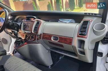 Минивэн Opel Vivaro 2006 в 