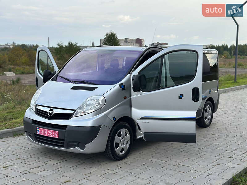 Минивэн Opel Vivaro 2014 в Ровно фото 9 Минивэн Opel Vivaro 2014 в Ровно
