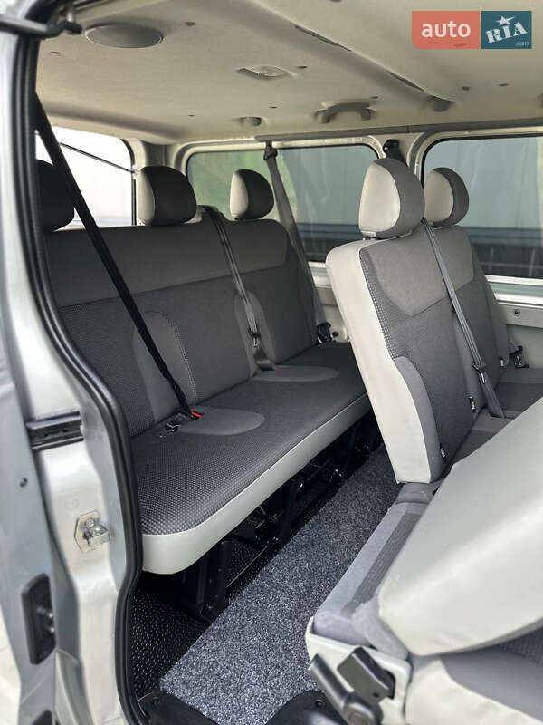 Минивэн Opel Vivaro 2014 в Ровно фото 19 Минивэн Opel Vivaro 2014 в Ровно