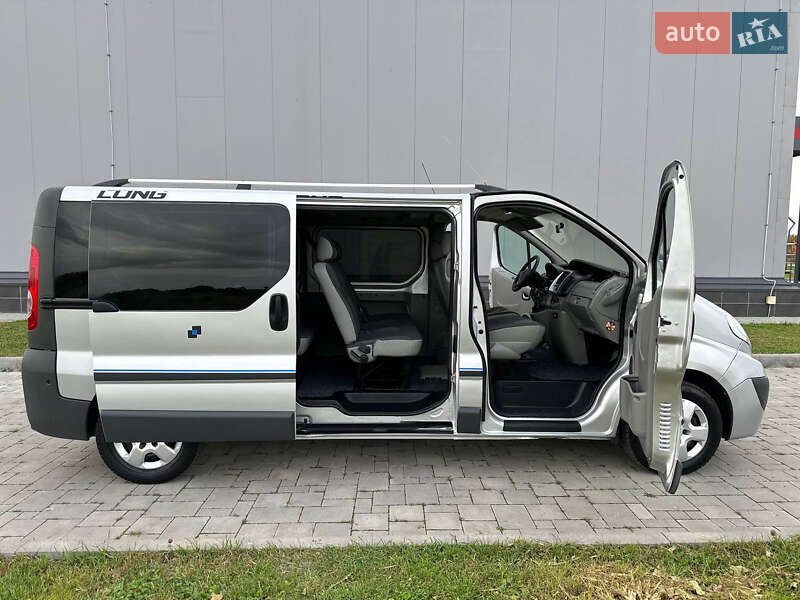 Минивэн Opel Vivaro 2014 в Ровно фото 29 Минивэн Opel Vivaro 2014 в Ровно