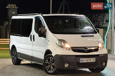 Мінівен Opel Vivaro 2010 в Бережанах