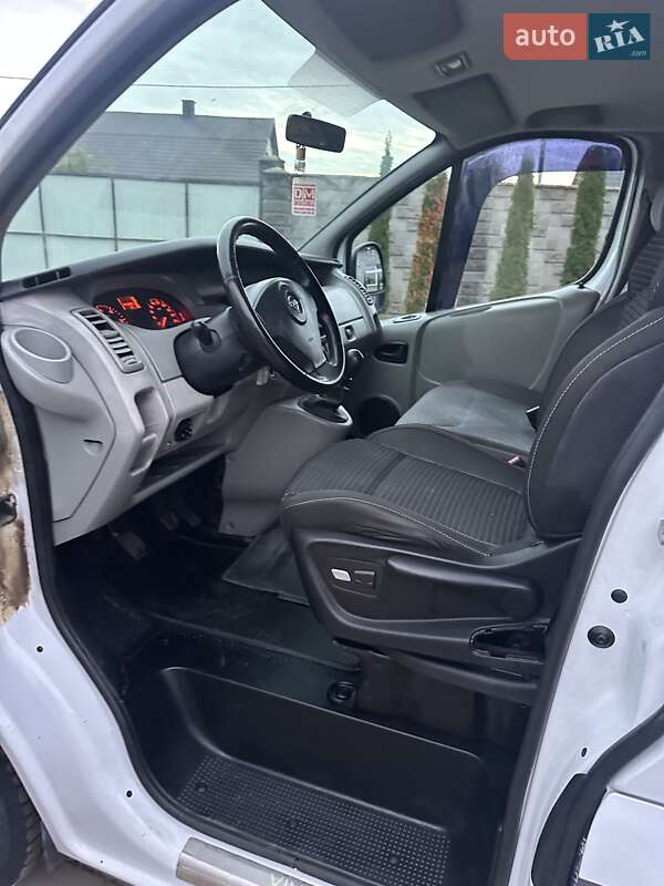 Минивэн Opel Vivaro 2005 в Луцке фото 17 Минивэн Opel Vivaro 2005 в Луцке