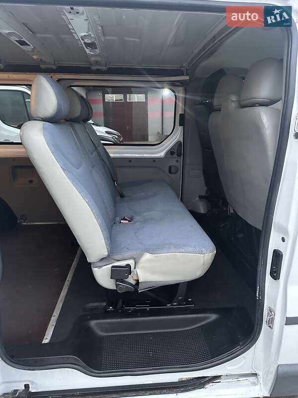 Минивэн Opel Vivaro 2005 в Луцке фото 27 Минивэн Opel Vivaro 2005 в Луцке