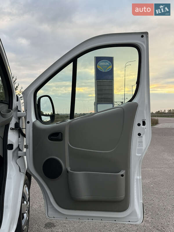 Грузовой фургон Opel Vivaro 2014 в Радивилове фото 25 Грузовой фургон Opel Vivaro 2014 в Радивилове