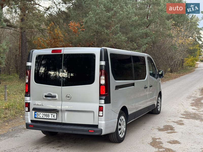 Минивэн Opel Vivaro 2016 в Киеве фото 9 Минивэн Opel Vivaro 2016 в Киеве
