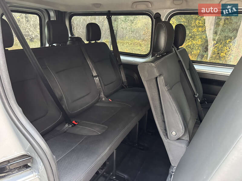 Минивэн Opel Vivaro 2016 в Киеве фото 20 Минивэн Opel Vivaro 2016 в Киеве
