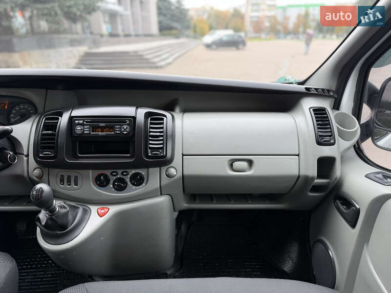 Минивэн Opel Vivaro 2006 в Ровно фото 56 Минивэн Opel Vivaro 2006 в Ровно