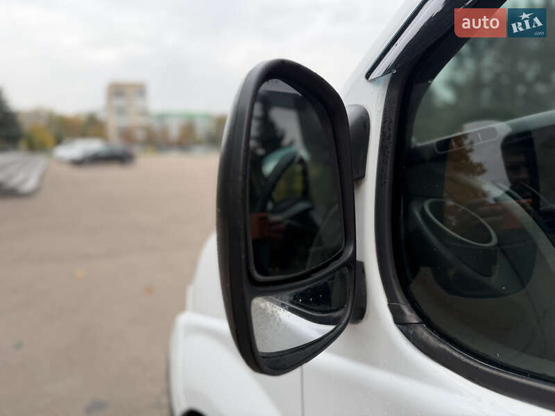 Минивэн Opel Vivaro 2006 в Ровно фото 61 Минивэн Opel Vivaro 2006 в Ровно