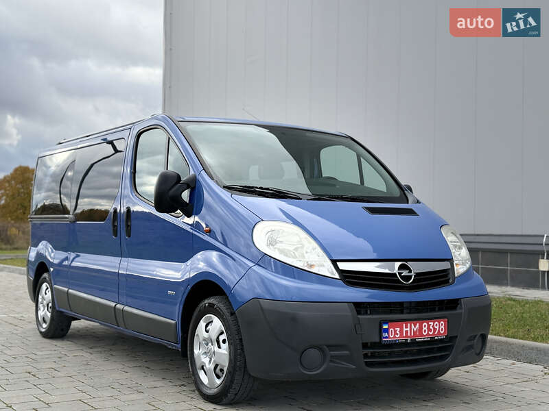Минивэн Opel Vivaro 2009 в Ровно фото 4 Минивэн Opel Vivaro 2009 в Ровно
