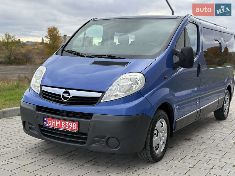 Минивэн Opel Vivaro 2009 в Ровно фото 2 Минивэн Opel Vivaro 2009 в Ровно