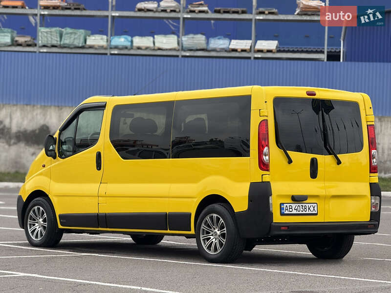 Минивэн Opel Vivaro 2009 в Виннице