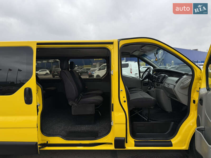 Минивэн Opel Vivaro 2009 в Виннице