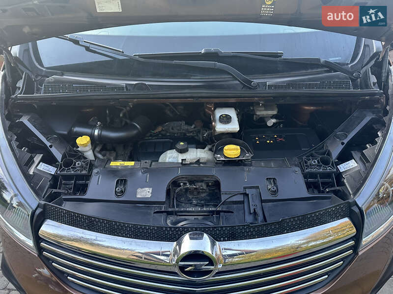 Минивэн Opel Vivaro 2016 в Черновцах фото 10 Минивэн Opel Vivaro 2016 в Черновцах