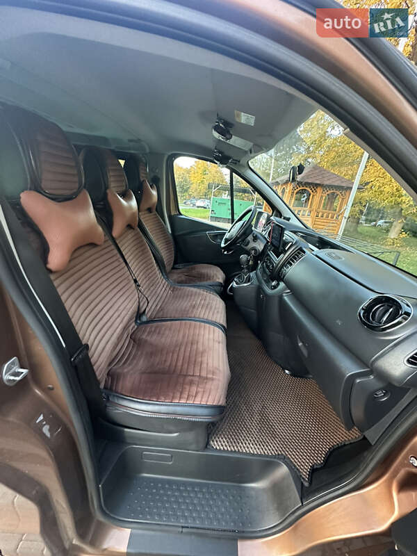 Минивэн Opel Vivaro 2016 в Черновцах фото 16 Минивэн Opel Vivaro 2016 в Черновцах