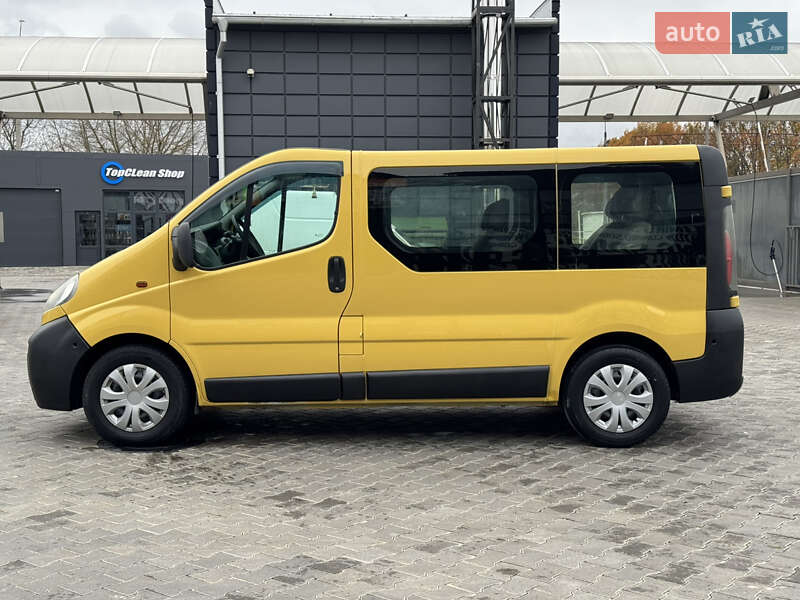 Минивэн Opel Vivaro 2004 в Звягеле фото 14 Минивэн Opel Vivaro 2004 в Звягеле