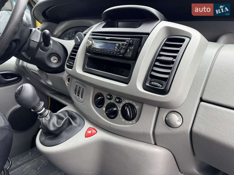 Минивэн Opel Vivaro 2004 в Звягеле фото 22 Минивэн Opel Vivaro 2004 в Звягеле