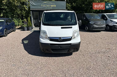 Минивэн Opel Vivaro 2014 в Ровно