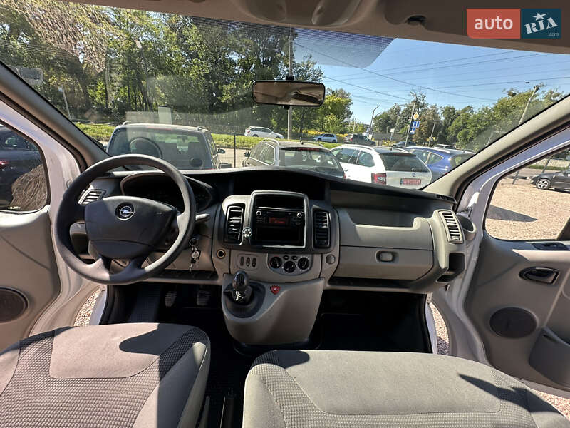 Мінівен Opel Vivaro 2014 в Рівному