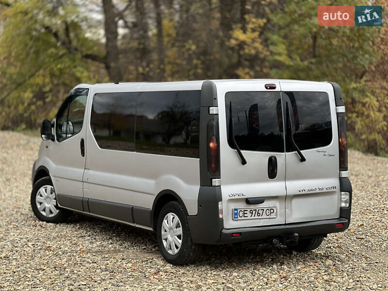 Минивэн Opel Vivaro 2006 в Черновцах
