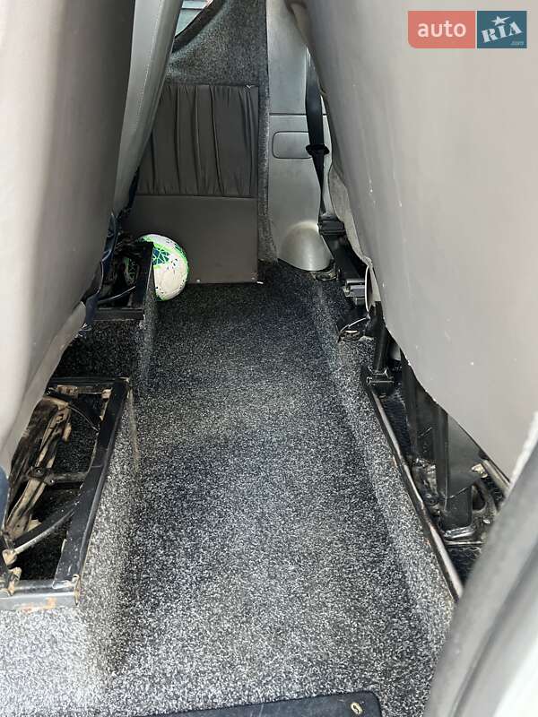 Минивэн Opel Vivaro 2007 в Черновцах