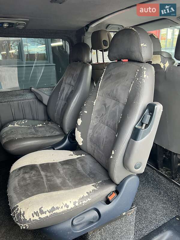 Минивэн Opel Vivaro 2007 в Черновцах