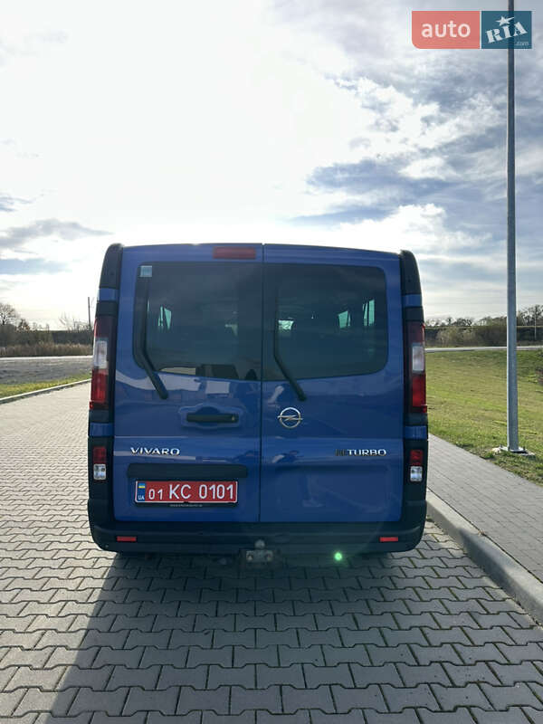 Мінівен Opel Vivaro 2015 в Ковелі