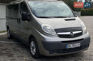 Мінівен Opel Vivaro 2012 в Луцьку