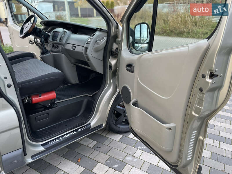 Мінівен Opel Vivaro 2007 в Хмельницькому фото 39 Мінівен Opel Vivaro 2007 в Хмельницькому