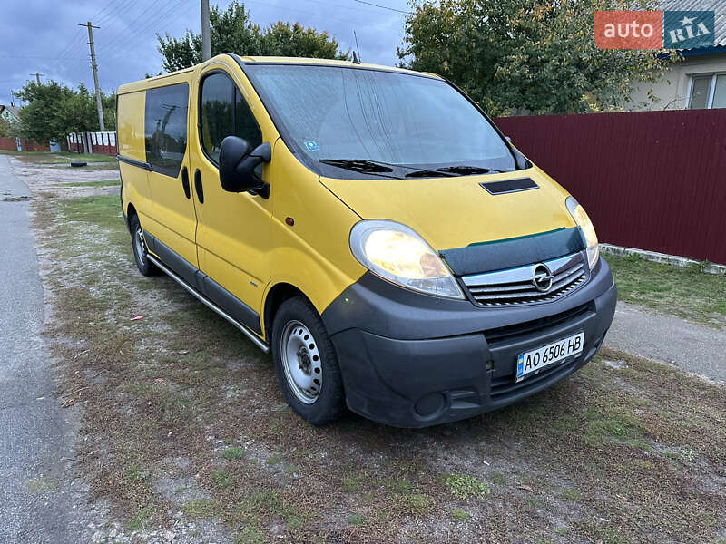 Грузовой фургон Opel Vivaro 2010 в Киеве фото Грузовой фургон Opel Vivaro 2010 в Киеве