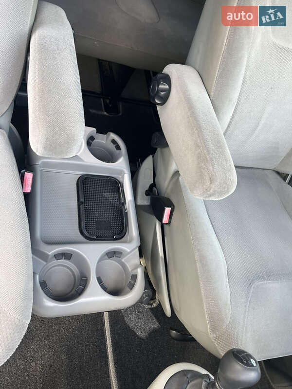 Минивэн Opel Vivaro 2004 в Буче фото 17 Минивэн Opel Vivaro 2004 в Буче