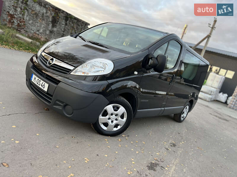 Opel Vivaro 2014