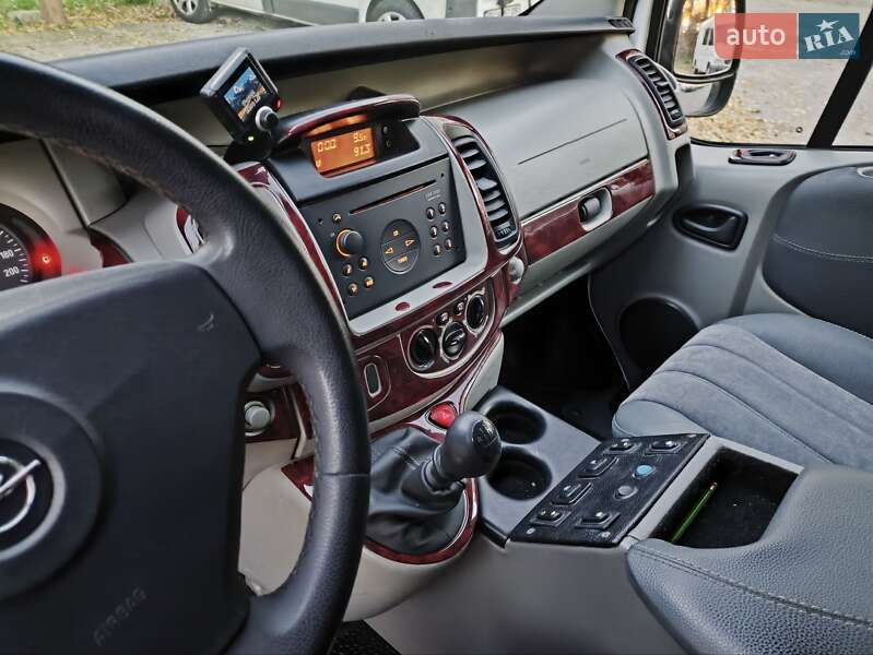 Минивэн Opel Vivaro 2006 в Виннице