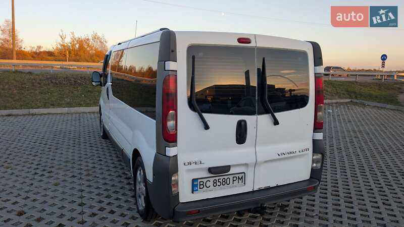 Мінівен Opel Vivaro 2007 в Львові