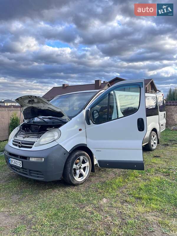 Минивэн Opel Vivaro 2004 в Ровно фото 30 Минивэн Opel Vivaro 2004 в Ровно