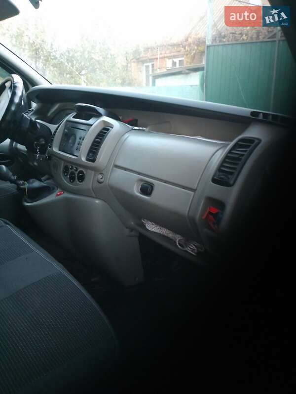 Минивэн Opel Vivaro 2005 в Марганце фото 6 Минивэн Opel Vivaro 2005 в Марганце