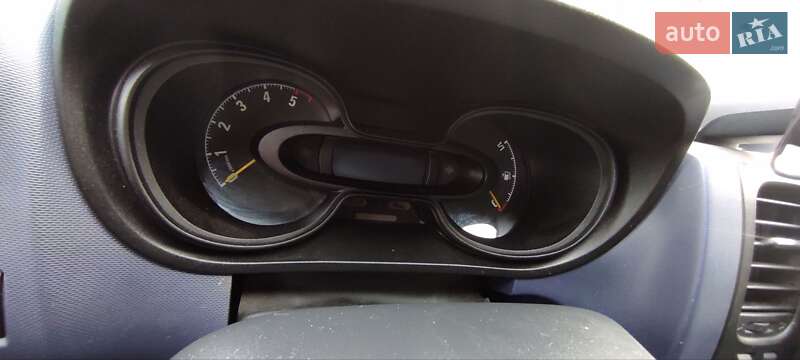 Грузовой фургон Opel Vivaro 2016 в Киеве фото 7 Грузовой фургон Opel Vivaro 2016 в Киеве