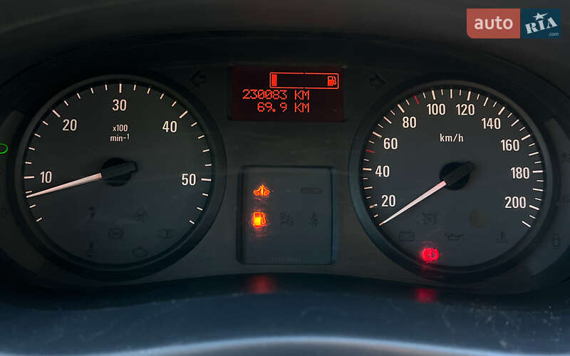 Минивэн Opel Vivaro 2013 в Львове фото 13 Минивэн Opel Vivaro 2013 в Львове