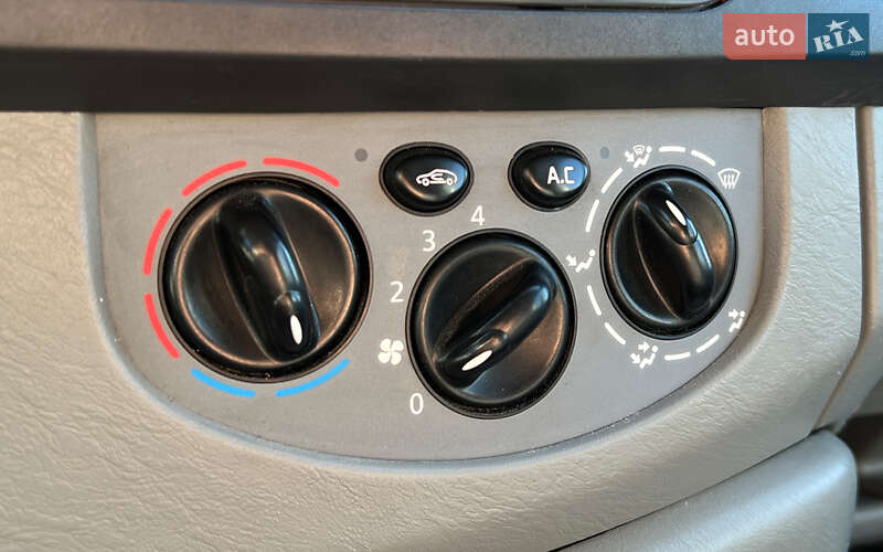 Минивэн Opel Vivaro 2013 в Львове фото 16 Минивэн Opel Vivaro 2013 в Львове