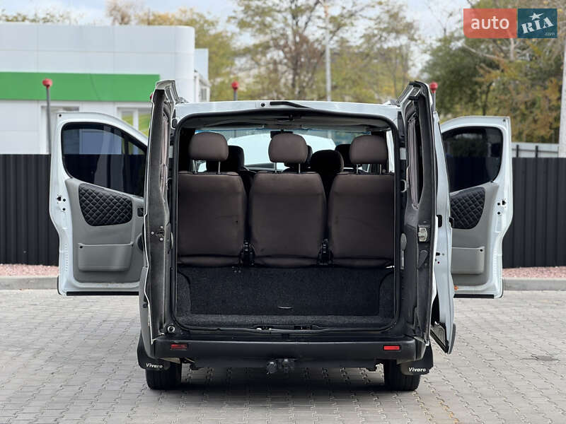 Минивэн Opel Vivaro 2003 в Одессе