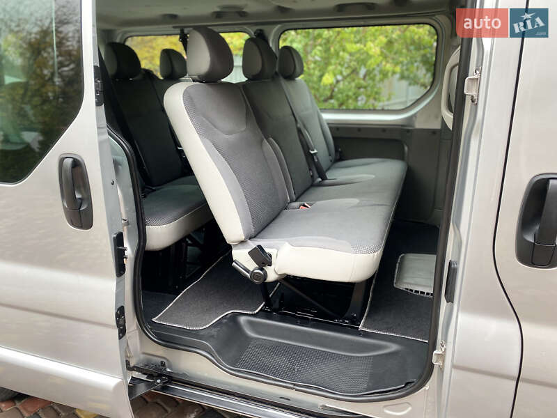 Минивэн Opel Vivaro 2013 в Казатине