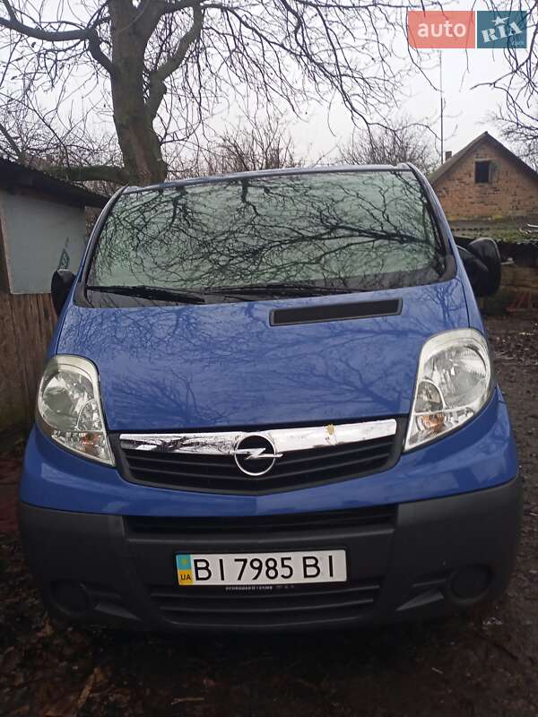 Минивэн Opel Vivaro 2007 в Миргороде фото Минивэн Opel Vivaro 2007 в Миргороде